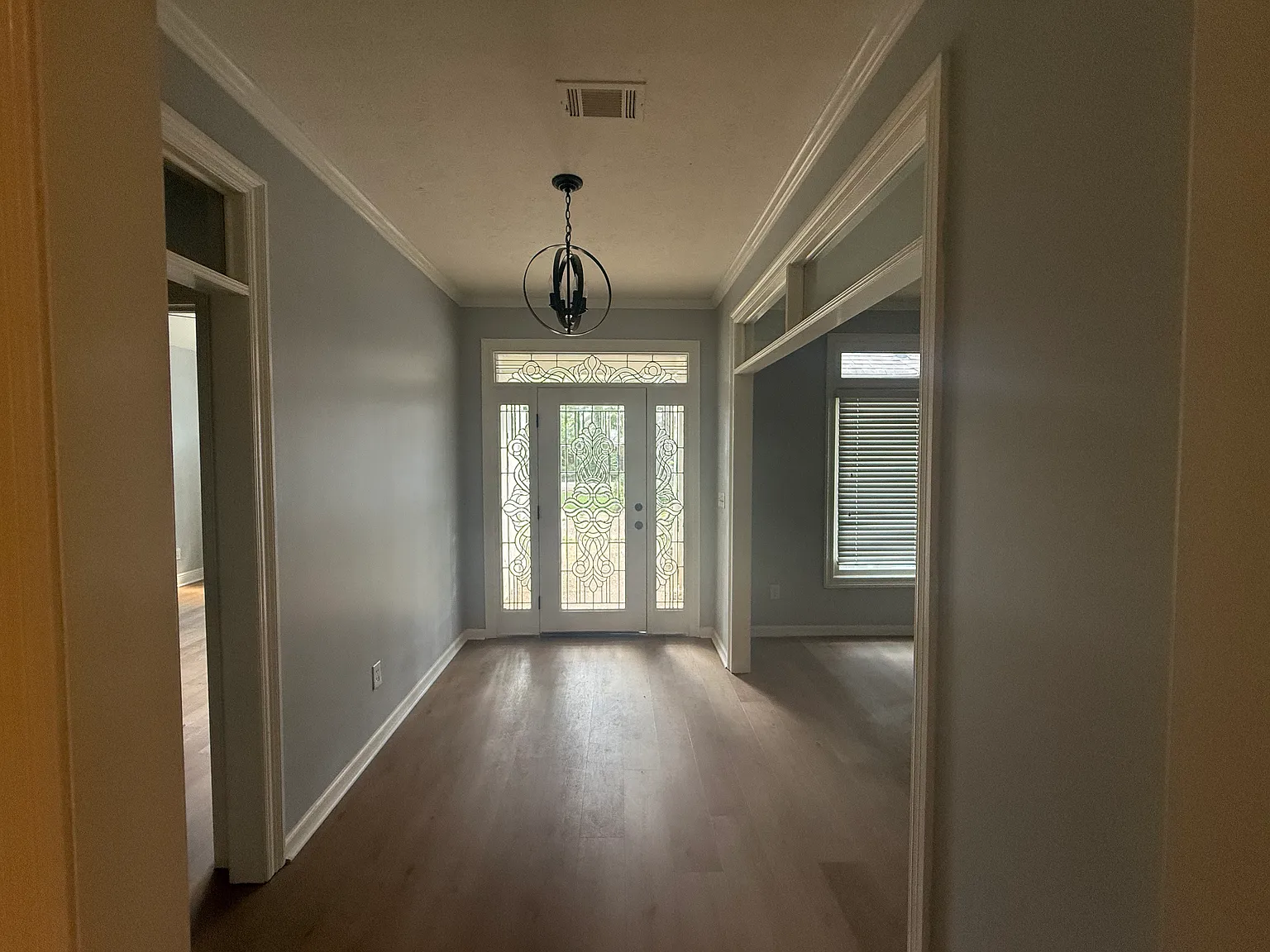 119 Oakmont Dr — Photo 2