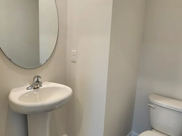 560 Country Oak Dr — Photo 12
