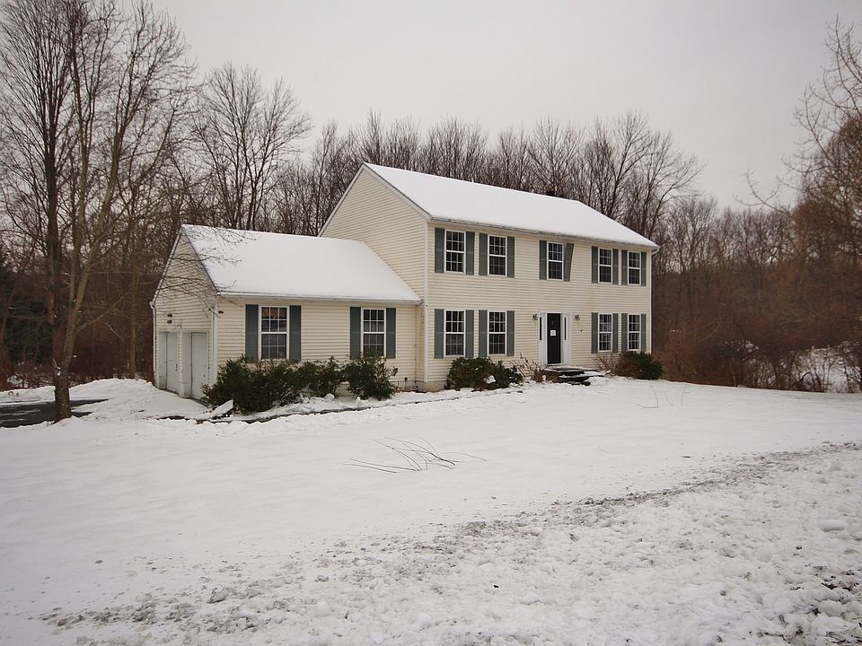 1st image of 7 Ramblewood Dr