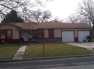 1703 Morningside St, Victoria, TX 77901