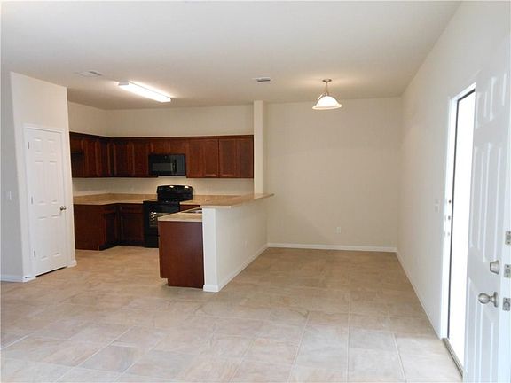 3rd image of 104 Liberty Place Cv #A