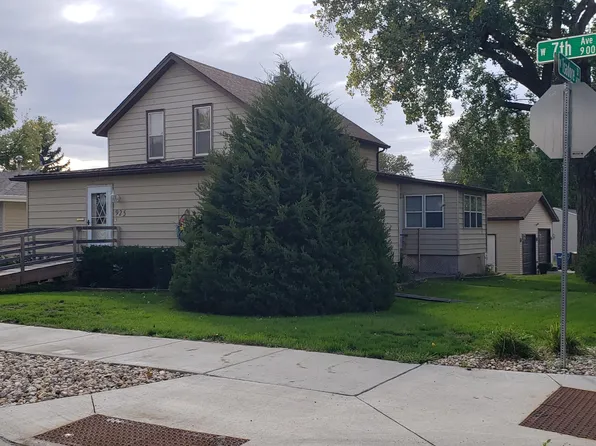 925 W 7th Ave, Mitchell, SD 57301