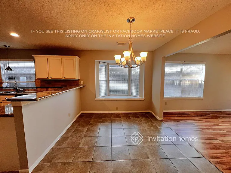 2110 Castle Dr — Photo 7