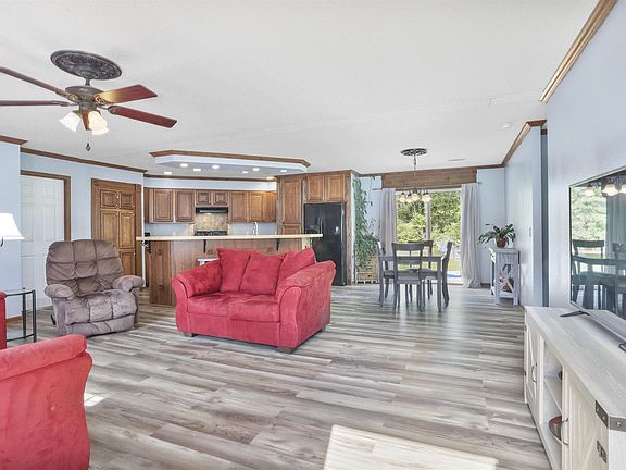 3rd image of 39974 Bill Addison Rd