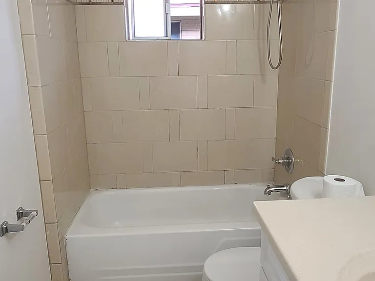509 E Huntington Dr #2 — Photo 10