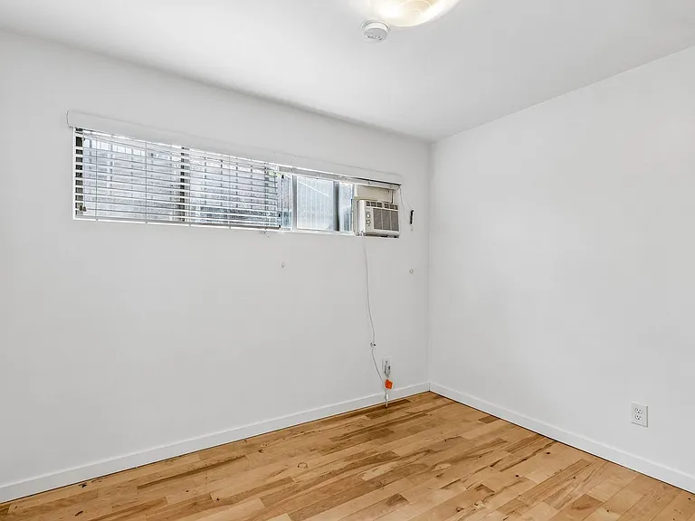 1314 Maltman Ave — Photo 27