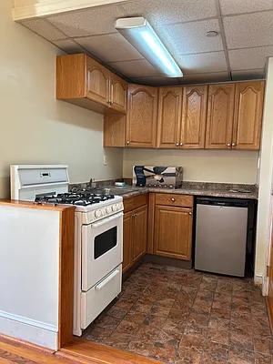 Rented by Farran & Associates | media 6