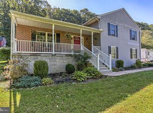4337 Four Oaks Ln, Glen Rock, PA