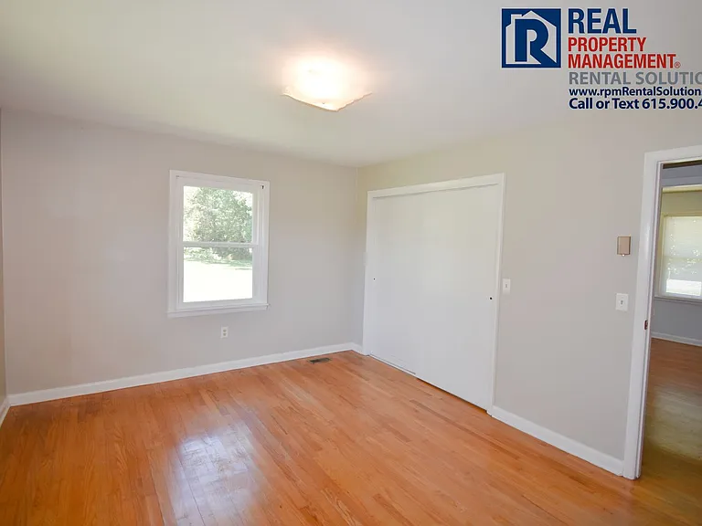 1460 Compton Rd — Photo 16