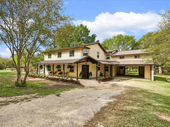 640 Piney Creek Rd, Bellville, TX 77418