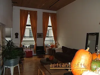 Rented by aptsandlofts.com