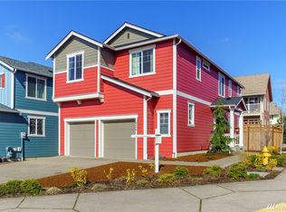 424 SW 111th St, Seattle, WA 98146