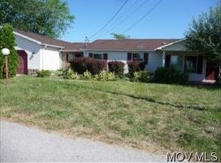 1067 River Hill Rd, Washington, WV 26181