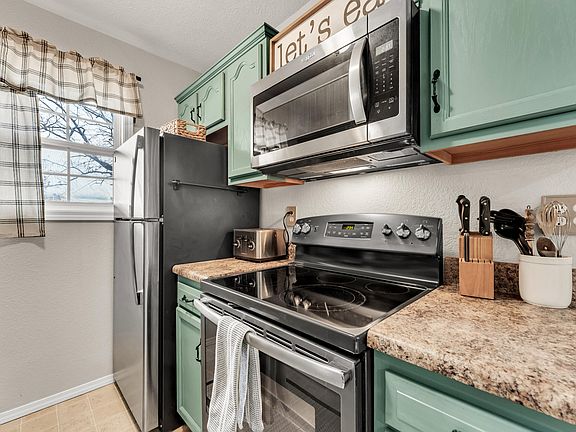 5th image of 52 Timber Oaks Trail #B