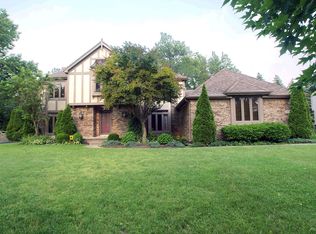 4718 Country Walk Ln, Sylvania, OH
