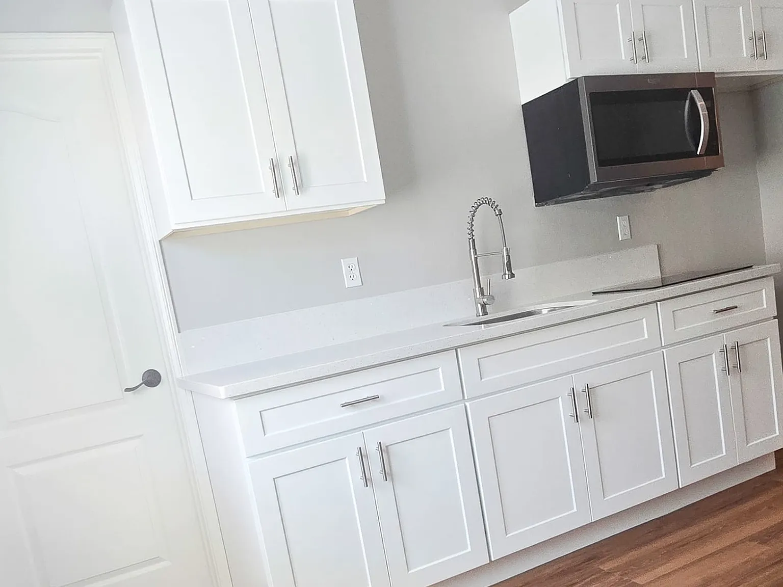 24848 Trott Cir — Photo 4