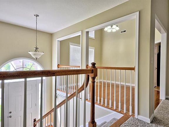 2nd image of 3407 Quicksilver Ln