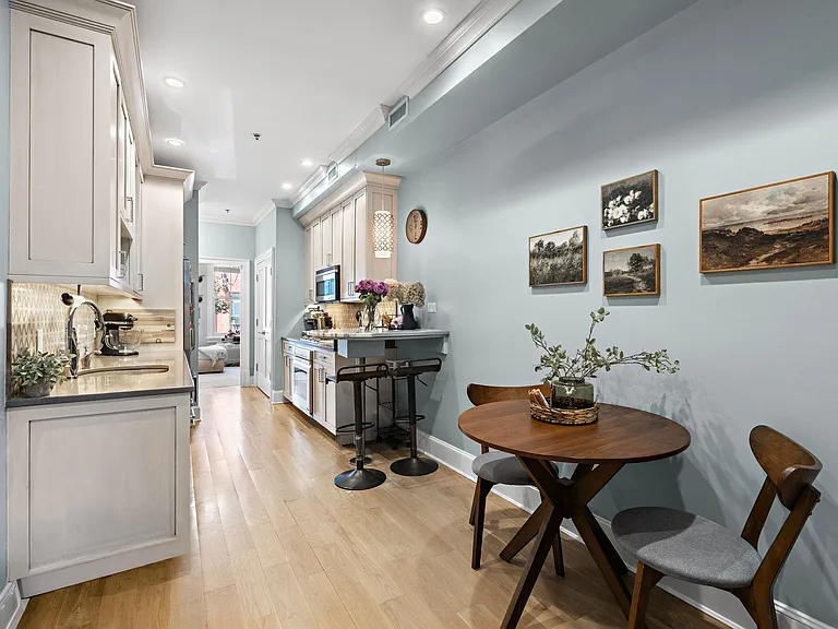 529 Jefferson St #1 — Photo 3