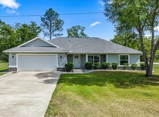 1348 W McNeal Dr, Citrus Springs, FL 34434