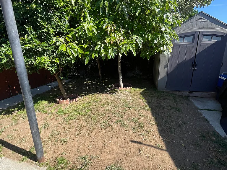 126 W Plaza Blvd — Photo 28