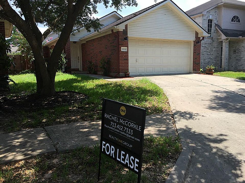 1st image of 11931 Oakner Dr
