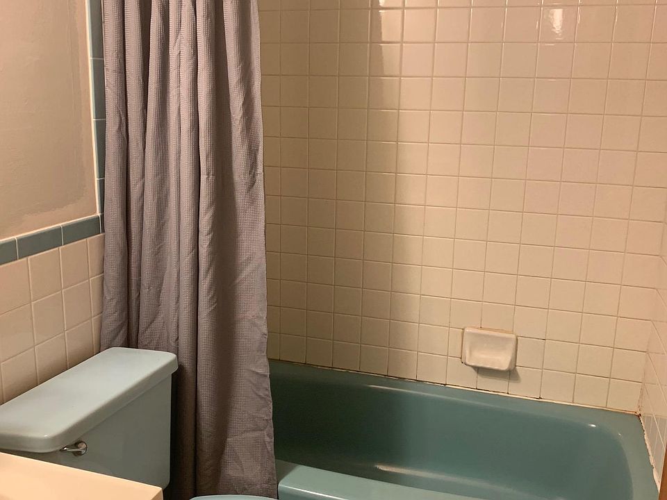 2nd image of 301 E Brown St APT B3