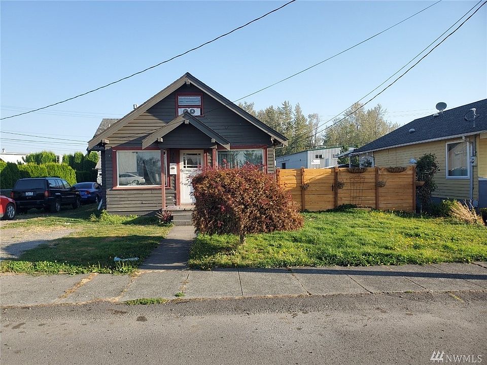 1st image of 363 Rainier Ave