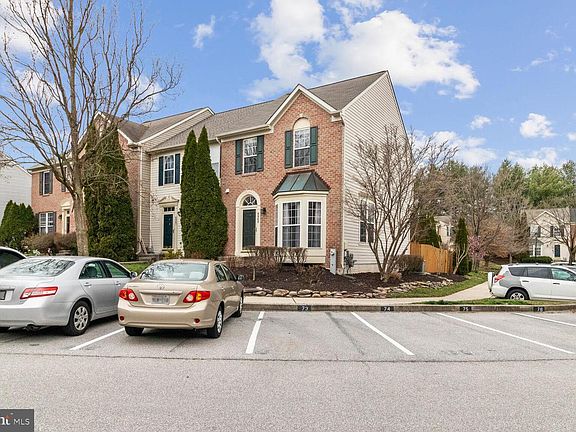4th image of 8869 Papillon Dr