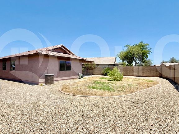 4th image of 17241 W Apache St