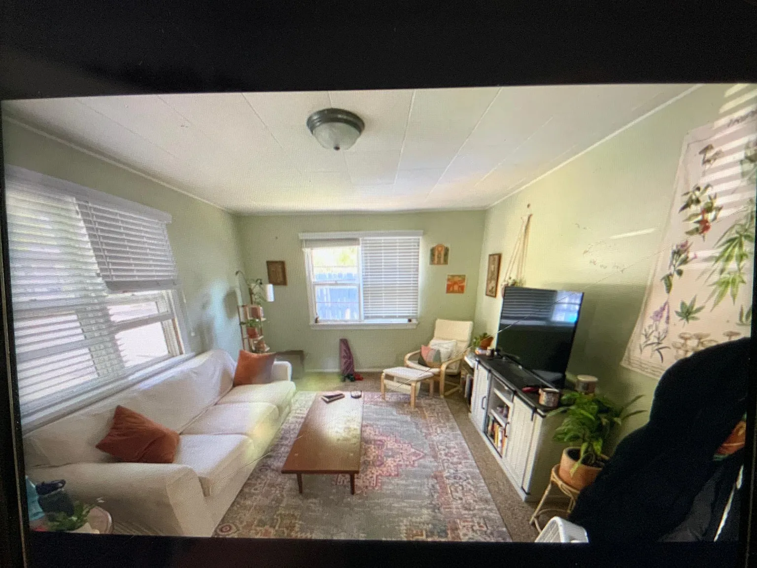 279 Garfield St — Photo 2