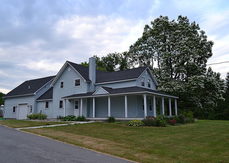 1st image of 5062 Moore Rd