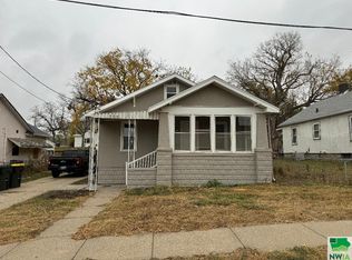 306 S Fairmount St, Sioux City, IA 51106