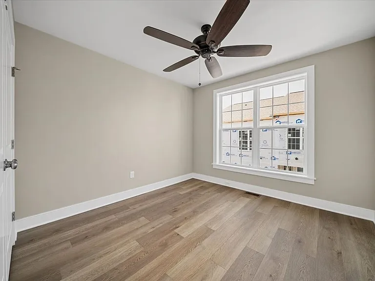 330 Highbridge Ln — Photo 15