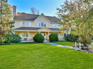 1 Oregon Hollow Rd, Armonk, NY 10504