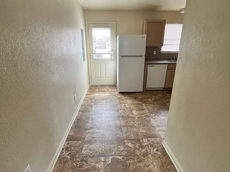3305 Barcelona Dr #A — Photo 19