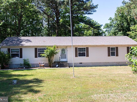 3rd image of 6504 Cabin Ridge Rd
