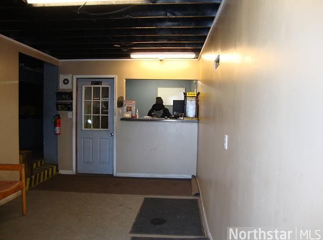 2nd image of 601 Apollo Ave NE