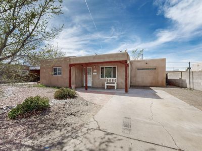 2725 Hermosa Dr NE, Albuquerque, NM, 87110