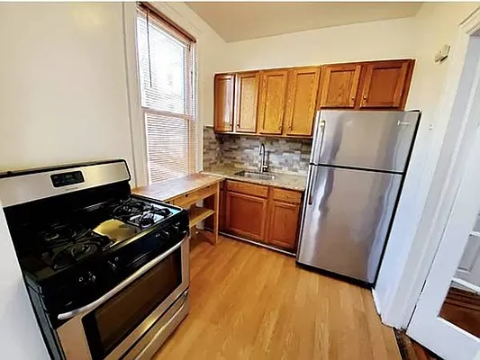 Rented by Brooklyn Property Group LLC | media 32