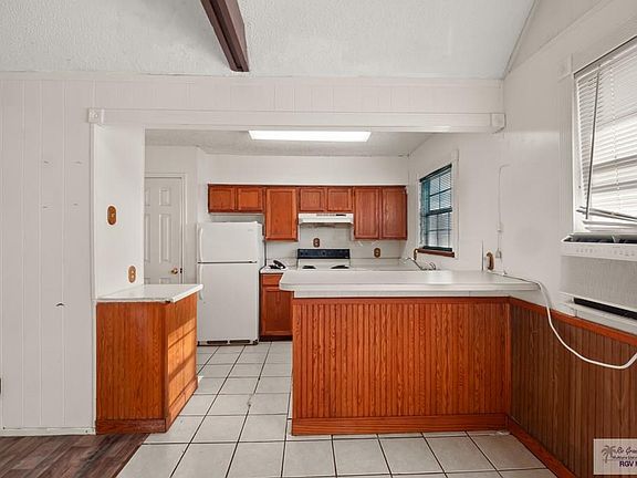 5th image of 309 McFadden Dr #6