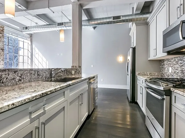 516 Bienville St — Photo 14