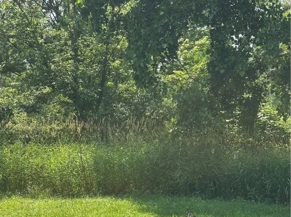 Seneca Creek Rd #10, Buffalo, NY 14224