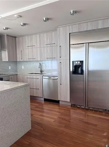 3 bed, 2.0 bath, $10,500 — Photo 4