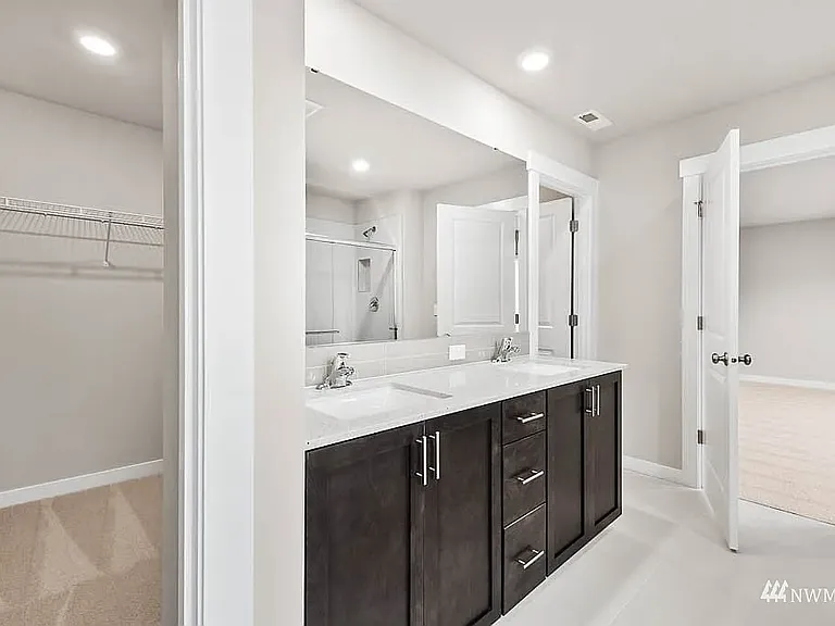 11023 188th St E — Photo 20