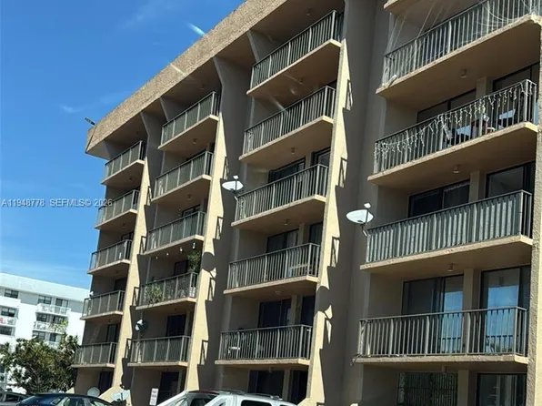 16751 NE 9th Ave, North Miami Beach, FL