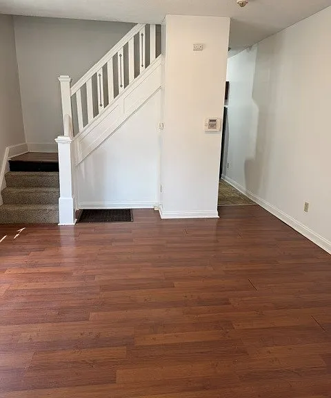 2910 N Park Ave — Photo 2