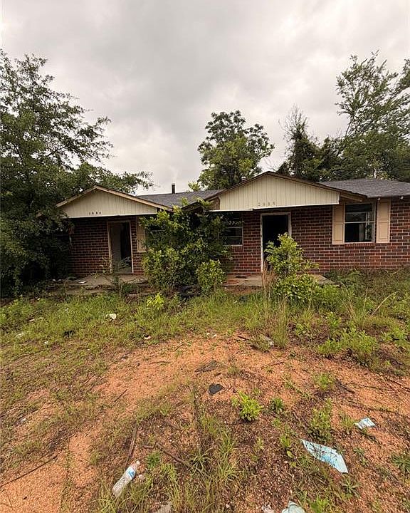 1st image of 2886 Elpis St