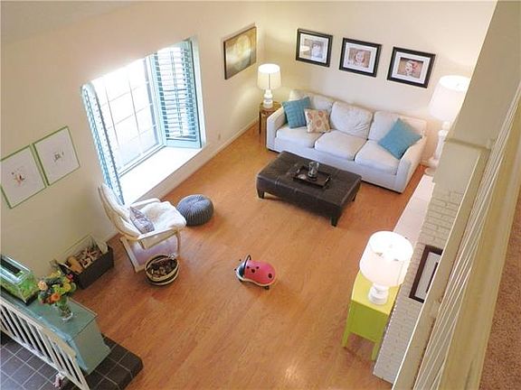 5th image of 2106 Flat Creek Dr