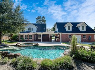 9911 Clubhouse Cir, Magnolia, TX 77354