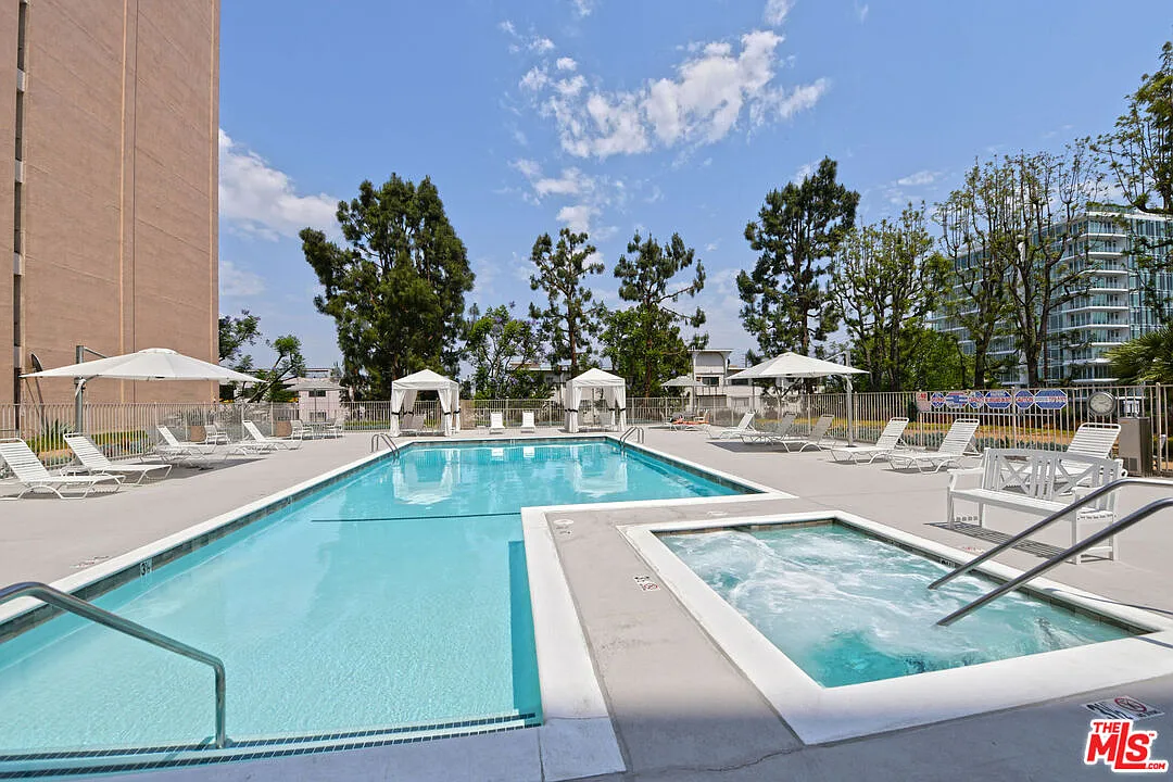 1 bed, 2.0 bath, 737 sqft, $3,100 — Photo 1